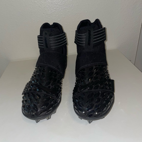 Air Jordan Force Savage Elite 2 Men's Football Cleats Black CV1665-003 - Picture 2 of 5